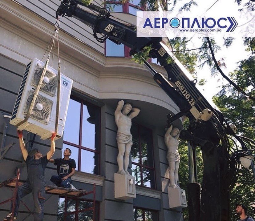 Монтаж промислових кондиціонерів